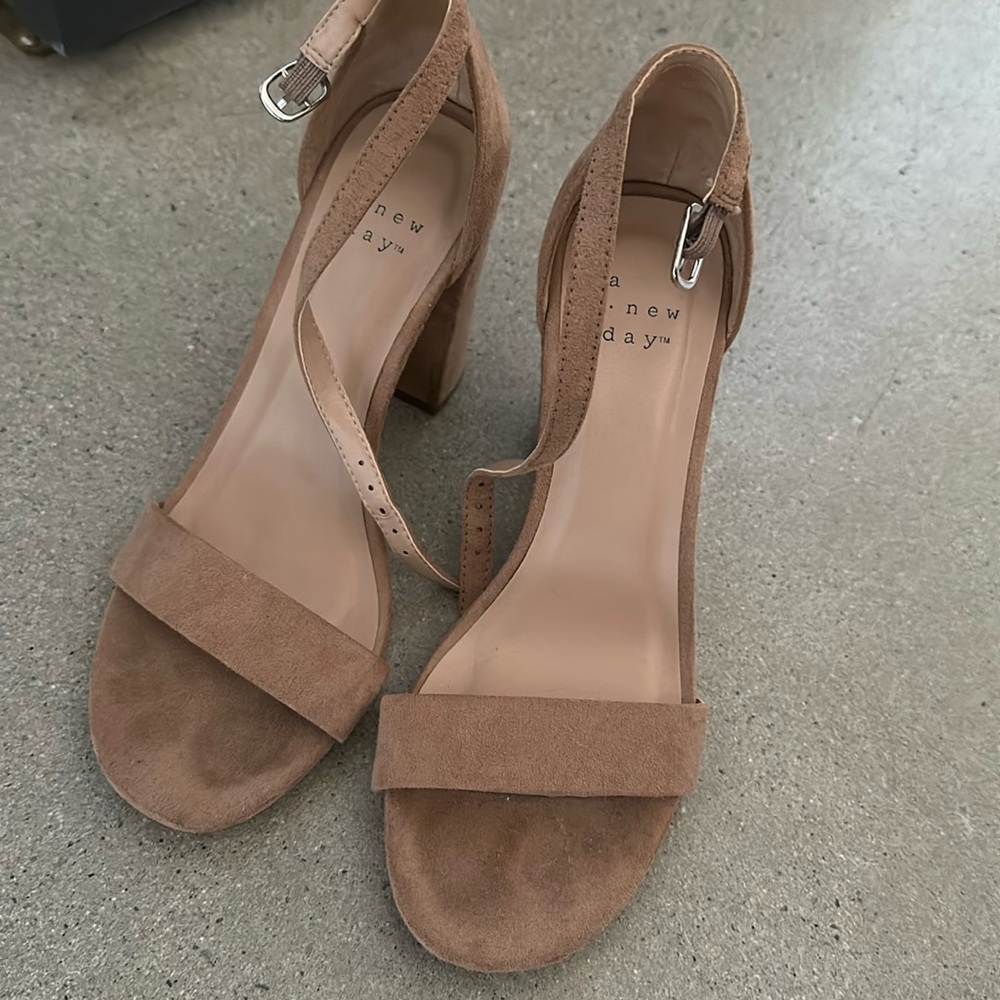 Heeled sandals
